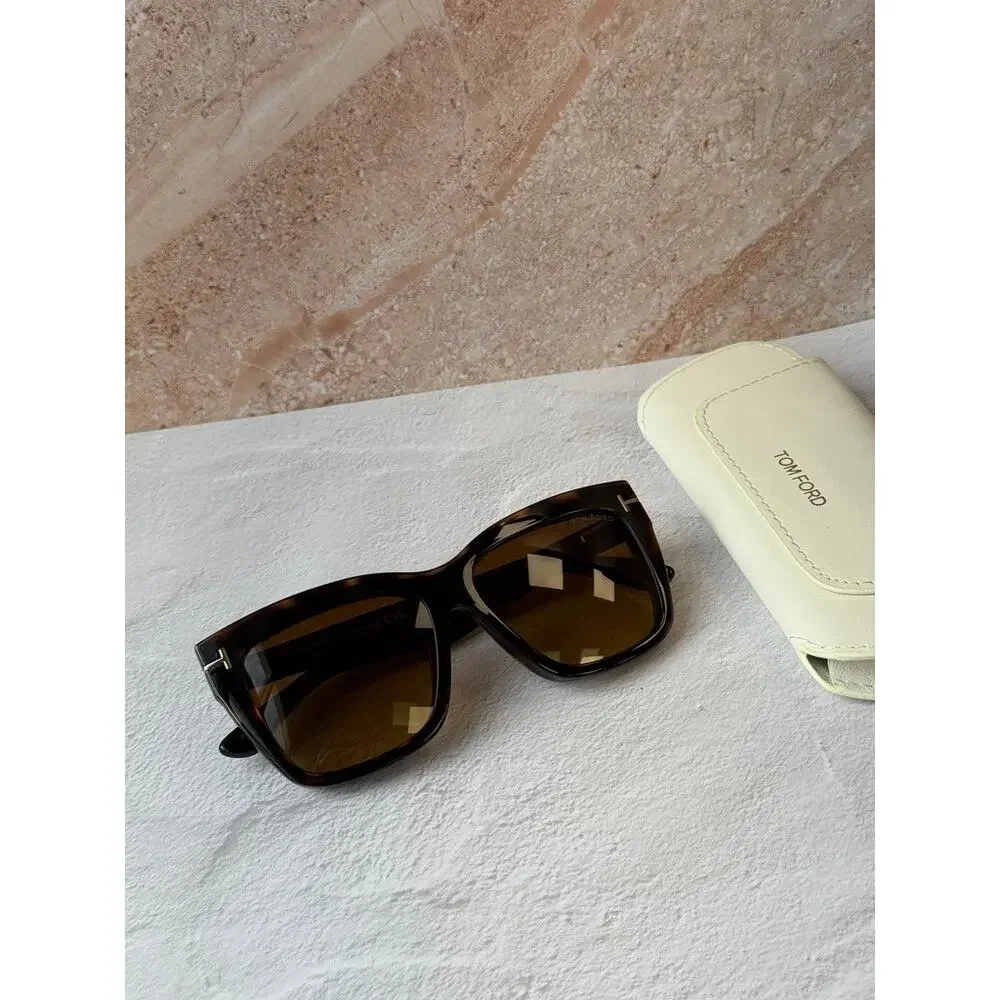 Tom Ford Tortoiseshell and Brown Gradient Lens Sunglasses with Cream Case